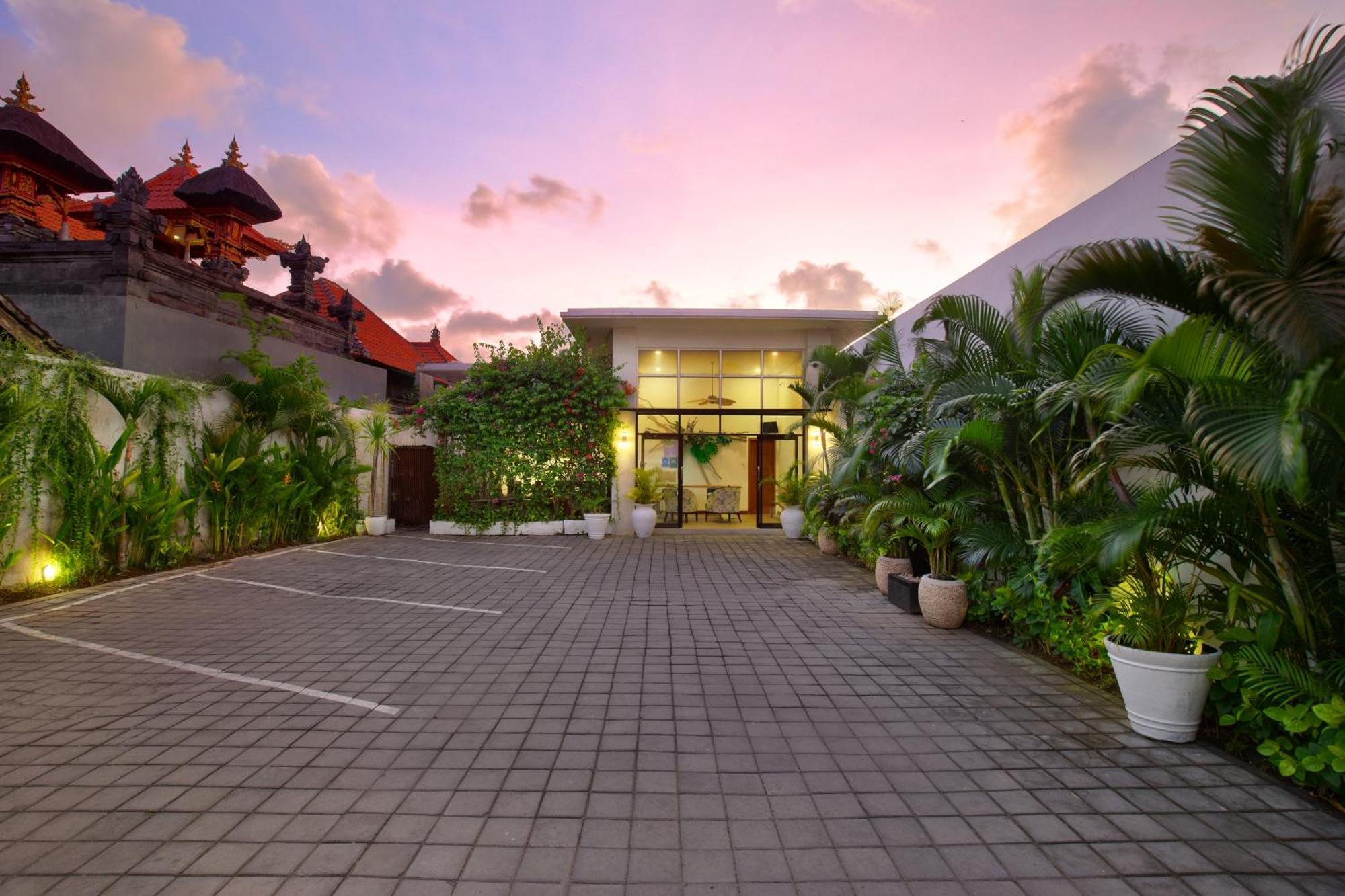 The Luxury Collection, Monaco Blu Villa Семиняк Екстериор снимка